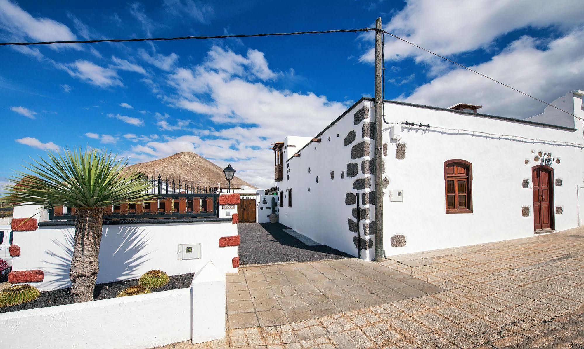 Гостьовий будинок Casa Emblematica Garaday Lanzarote Тінахо Екстер'єр фото